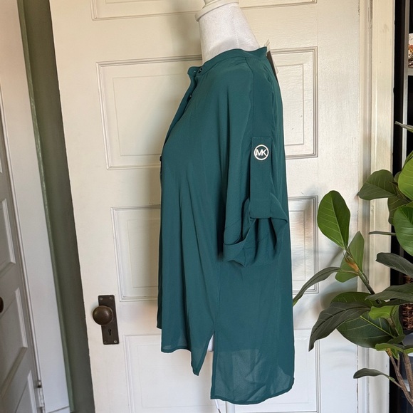 NWT MICHAEL KORS Petite Large Atlantic Blue Roll-Tab Blouse - Picture 11 of 12